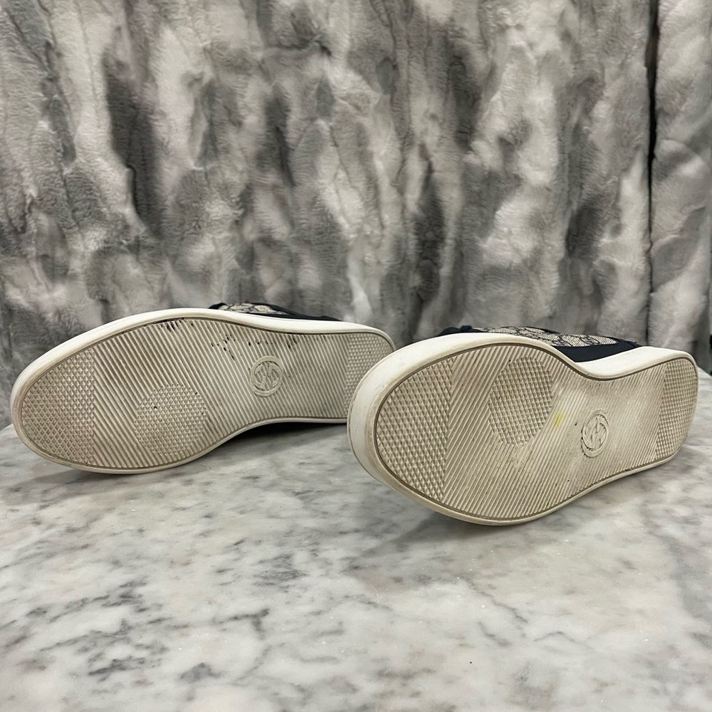 Men's Gucci GG Supreme Hightop Sneakers - Picture 7 of 10